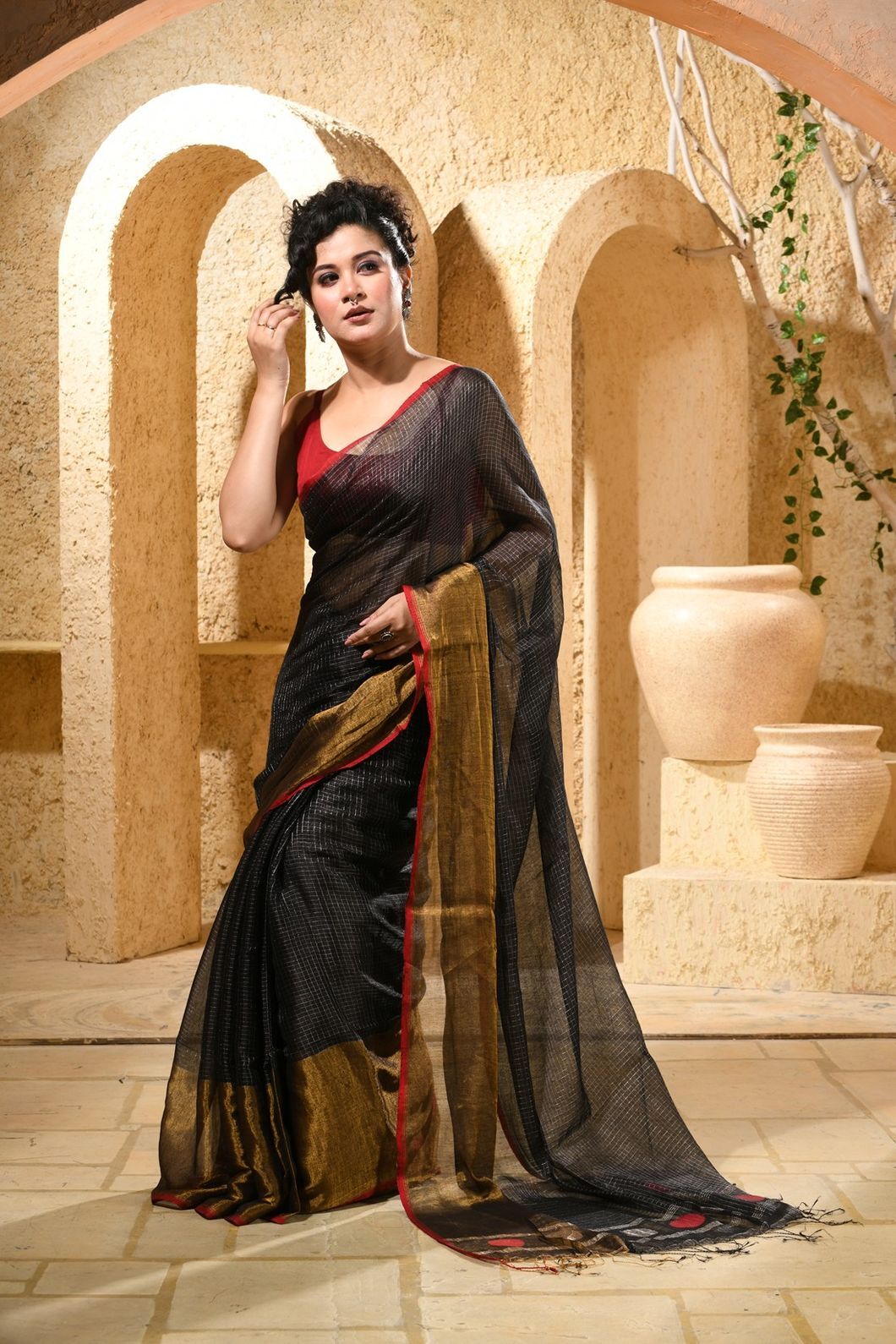 METALLICHANDLOOMSAREE-KARU-11 (3)